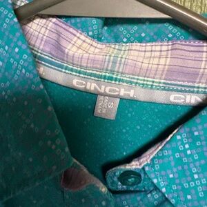 Cinch button down small